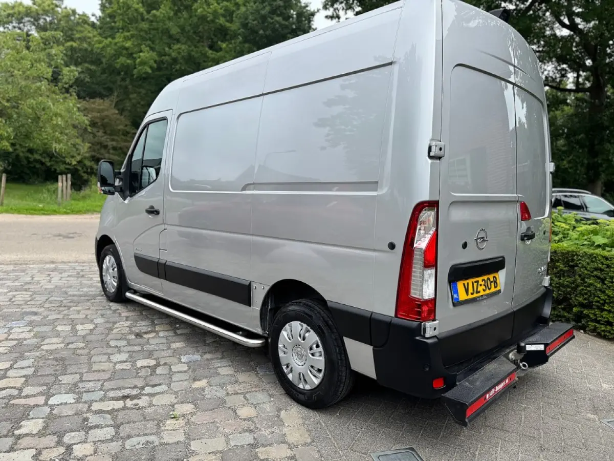 2.3 Cdti180pk tecshift L1H2 3.5T ecc,navi,camera,cruise,sidebar,trekhaak