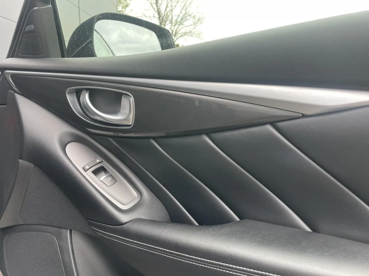 2.0t Business Premium + | Bose | Trekhaak | Leder | Camera