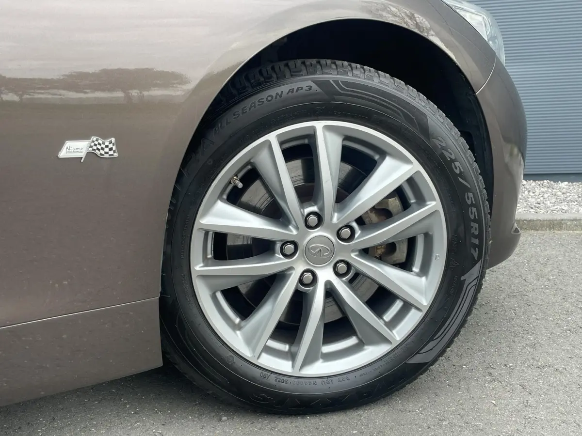 2.0t Business Premium + | Bose | Trekhaak | Leder | Camera