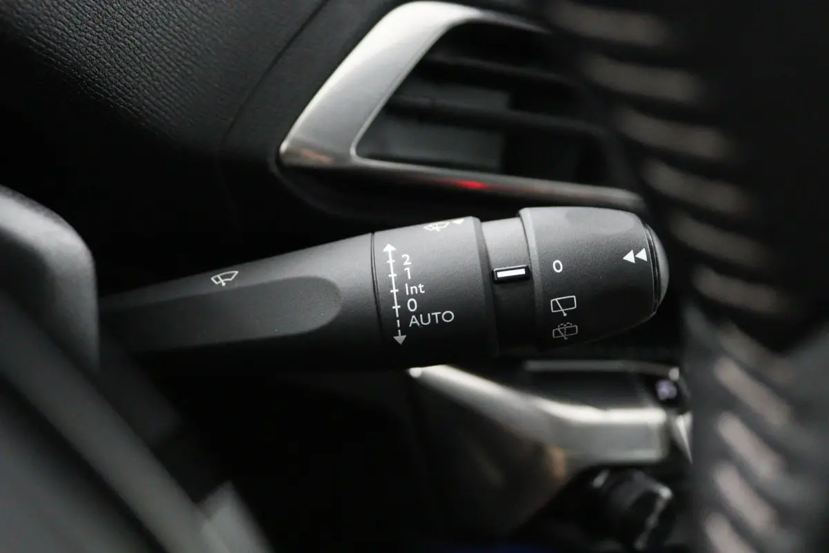 1.2*130PK*NAVI*ECC*CRUISE*CAMERA*CARPLAY*RIEM.VV*