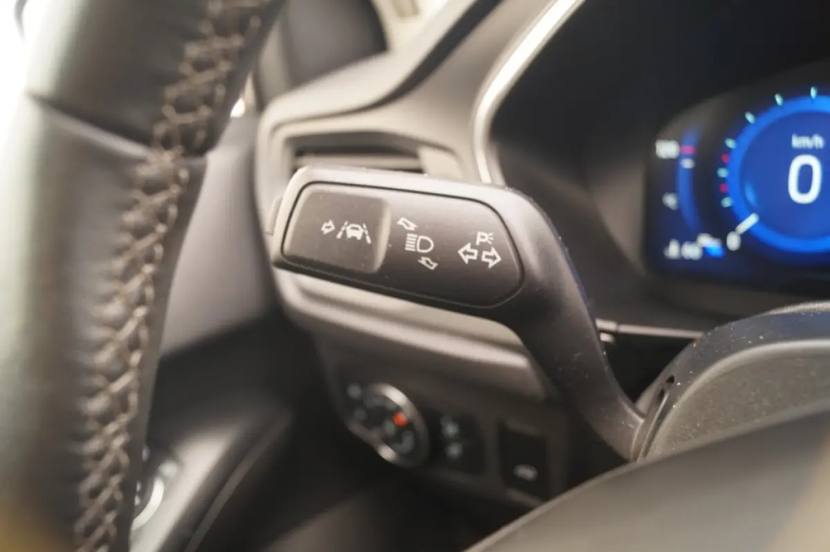 1.0 EcoBoost 155pk Hybrid Titanium X Business -PANO-