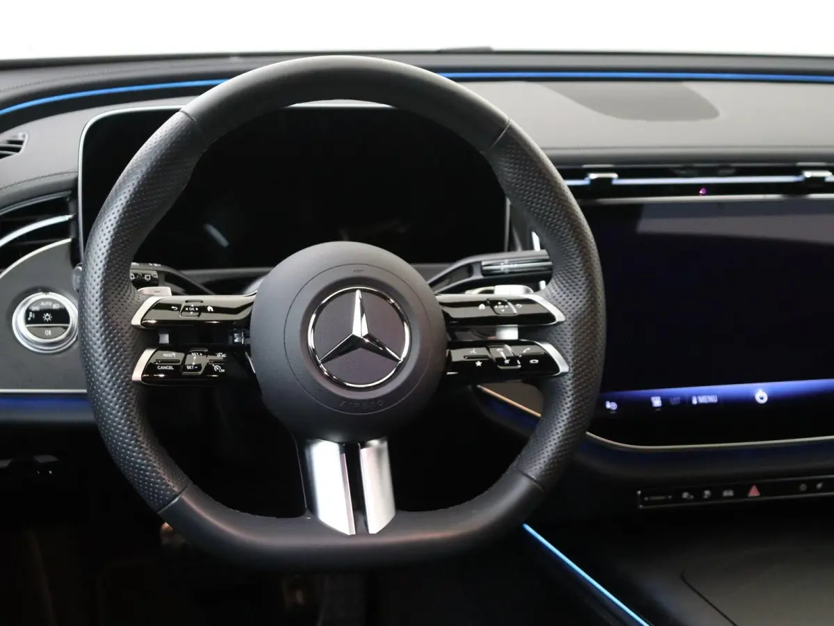 300 e AMG Line / Stoelverwarming / Achteruitrijcamera /