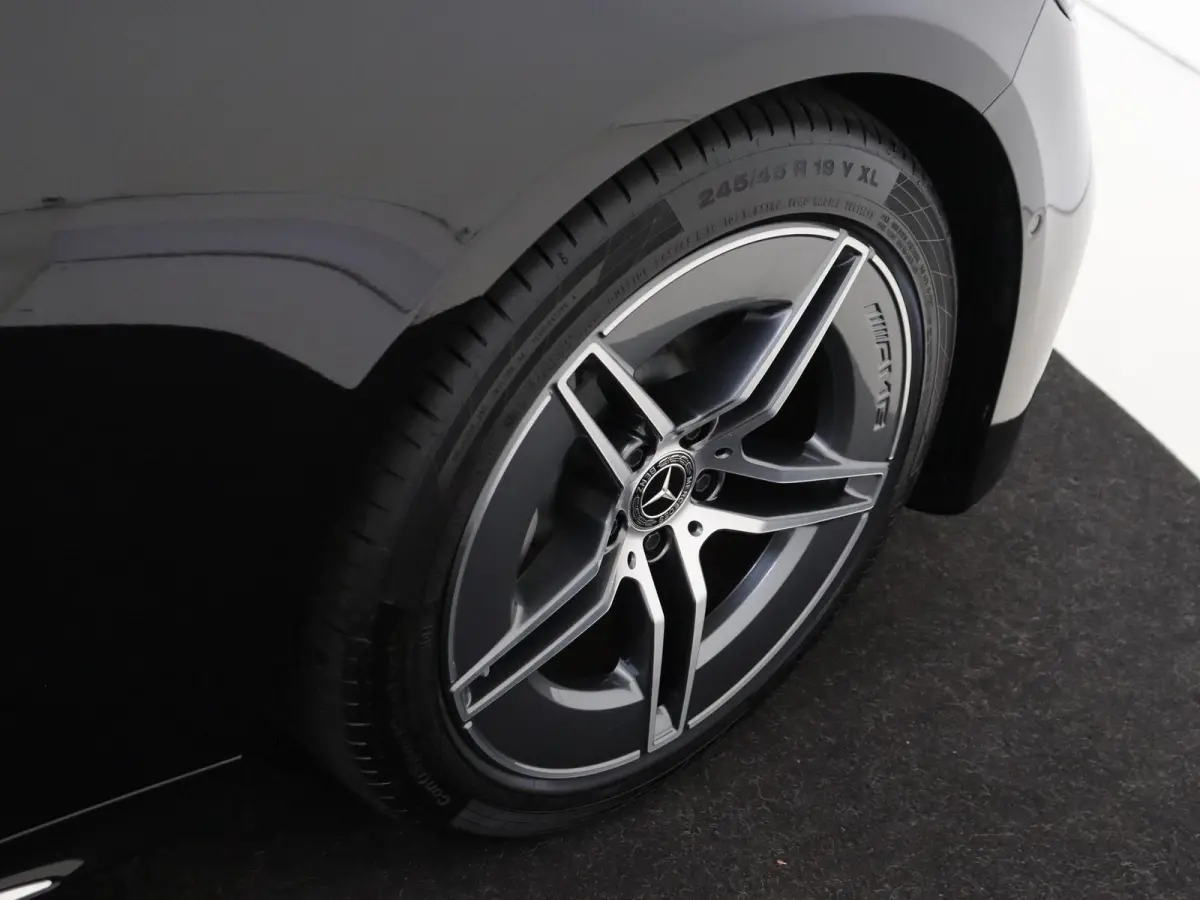 300 e AMG Line / Stoelverwarming / Achteruitrijcamera /