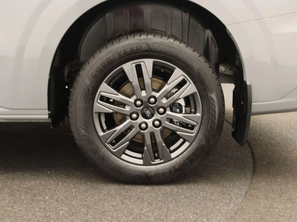 Cust. 320 L2H1 Limited 65 kWh | Te bestellen | Inklapbare trekhaak | 0,99% financiallease | Adaptieve Cruise Control |