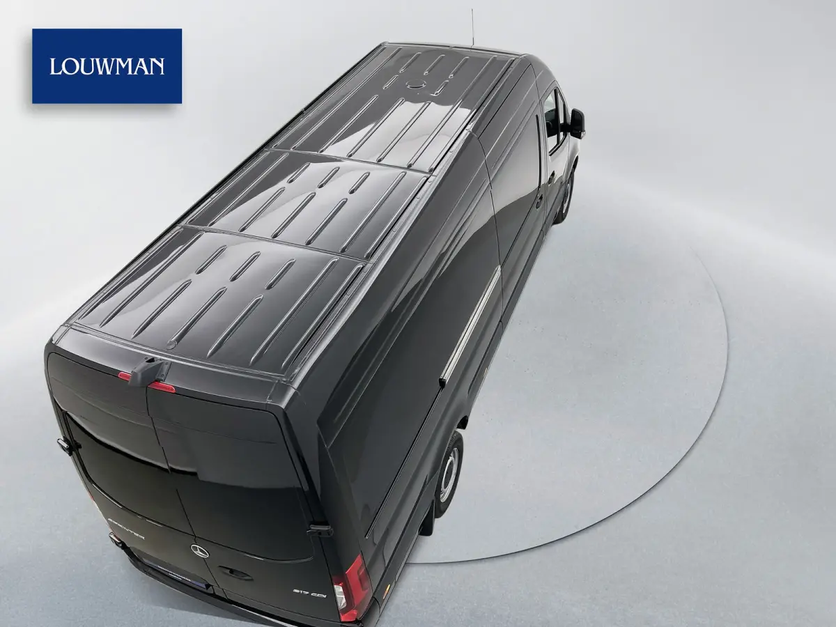 317 1.9 PRO L3H2 Navigatie Achteruitrijcamera Led 3500 KG Trekgewicht Cruise Control