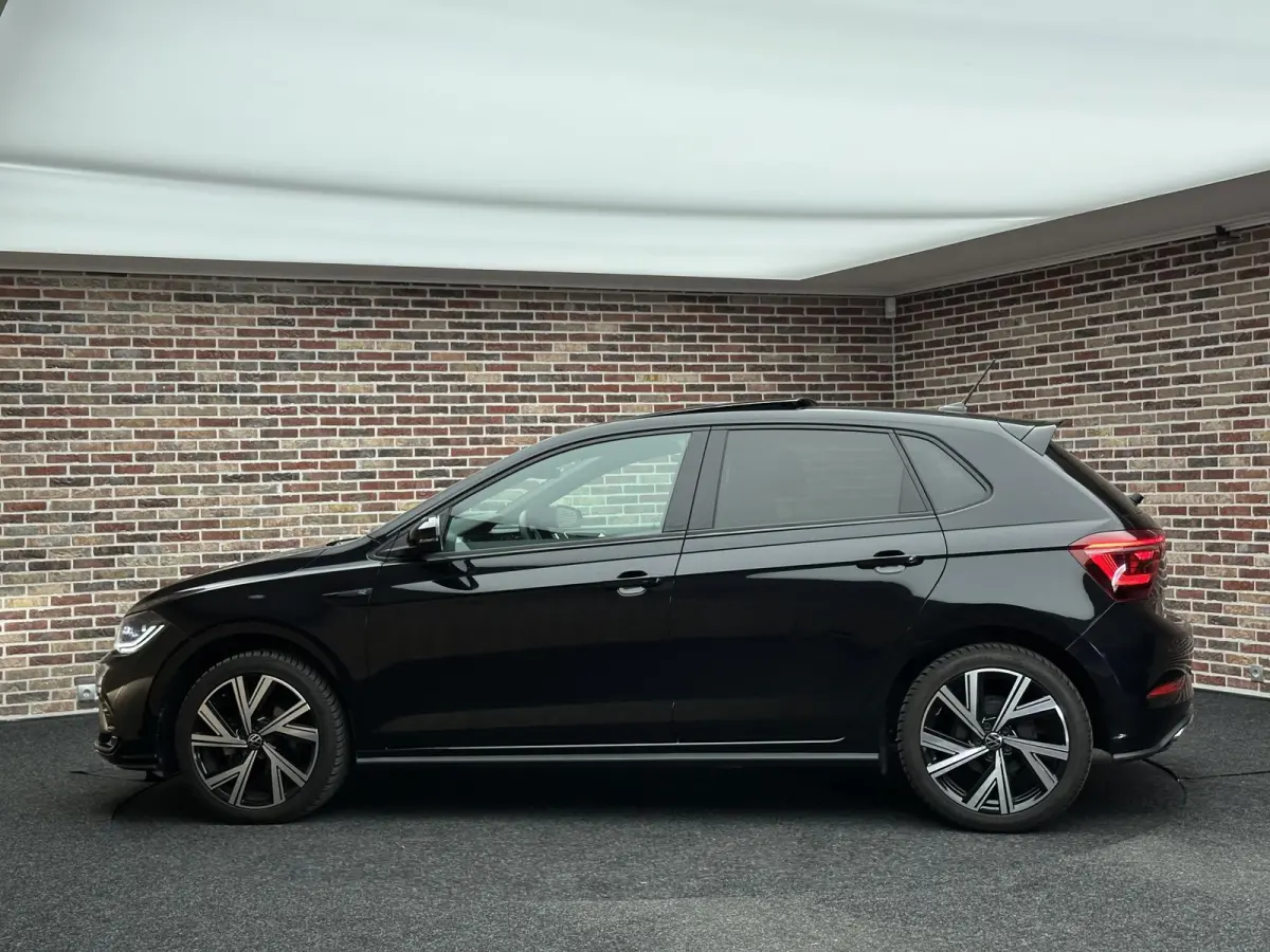 1.0 TSI R-Line Business | Dak| IQ Light| Keyless| Navi|