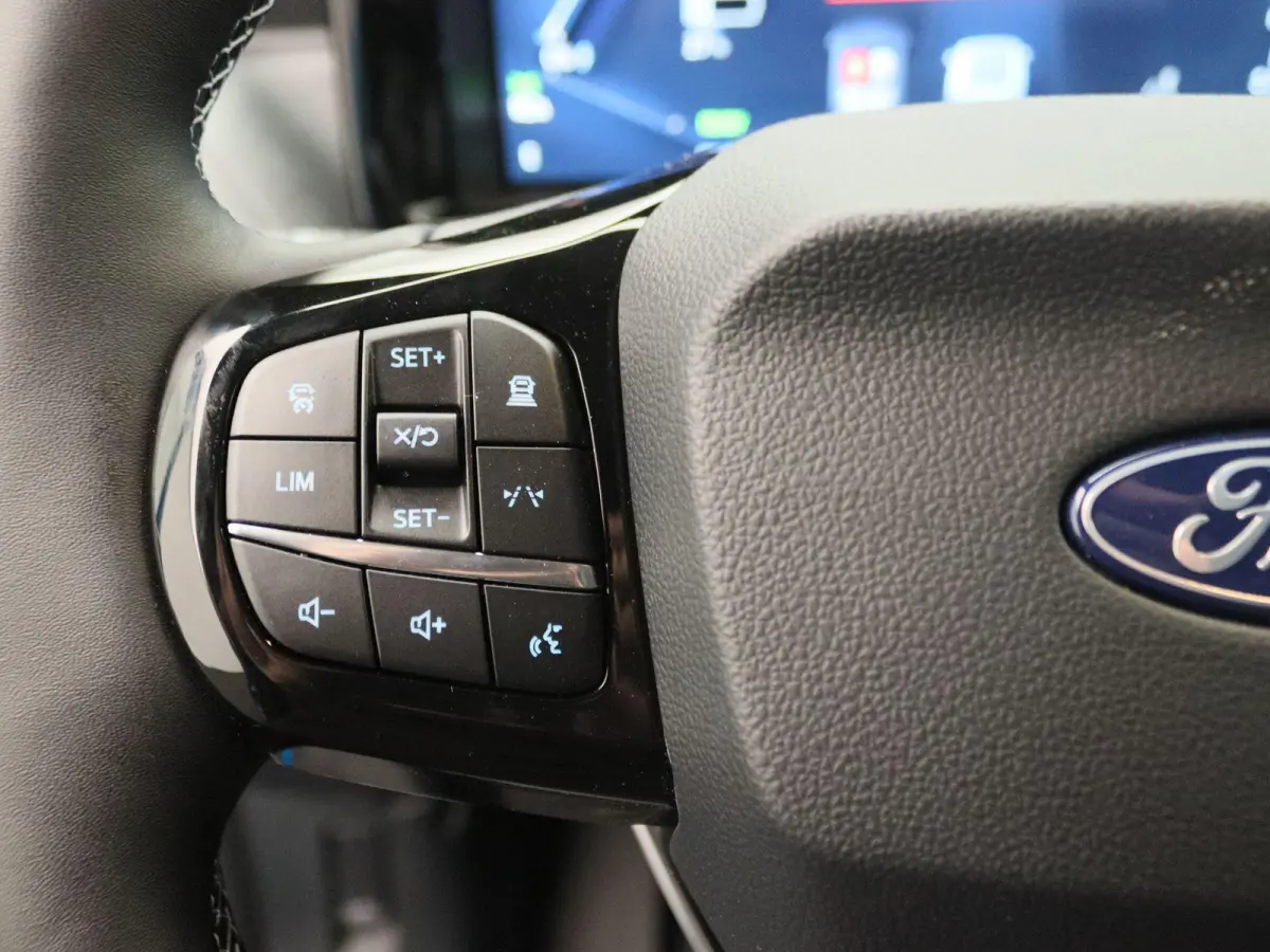 Cour Limited 44 kWh | UIT VOORAAD LEVERBAAR | trekhaak | 0,99% financiallease | Adaptieve Cruise Control |