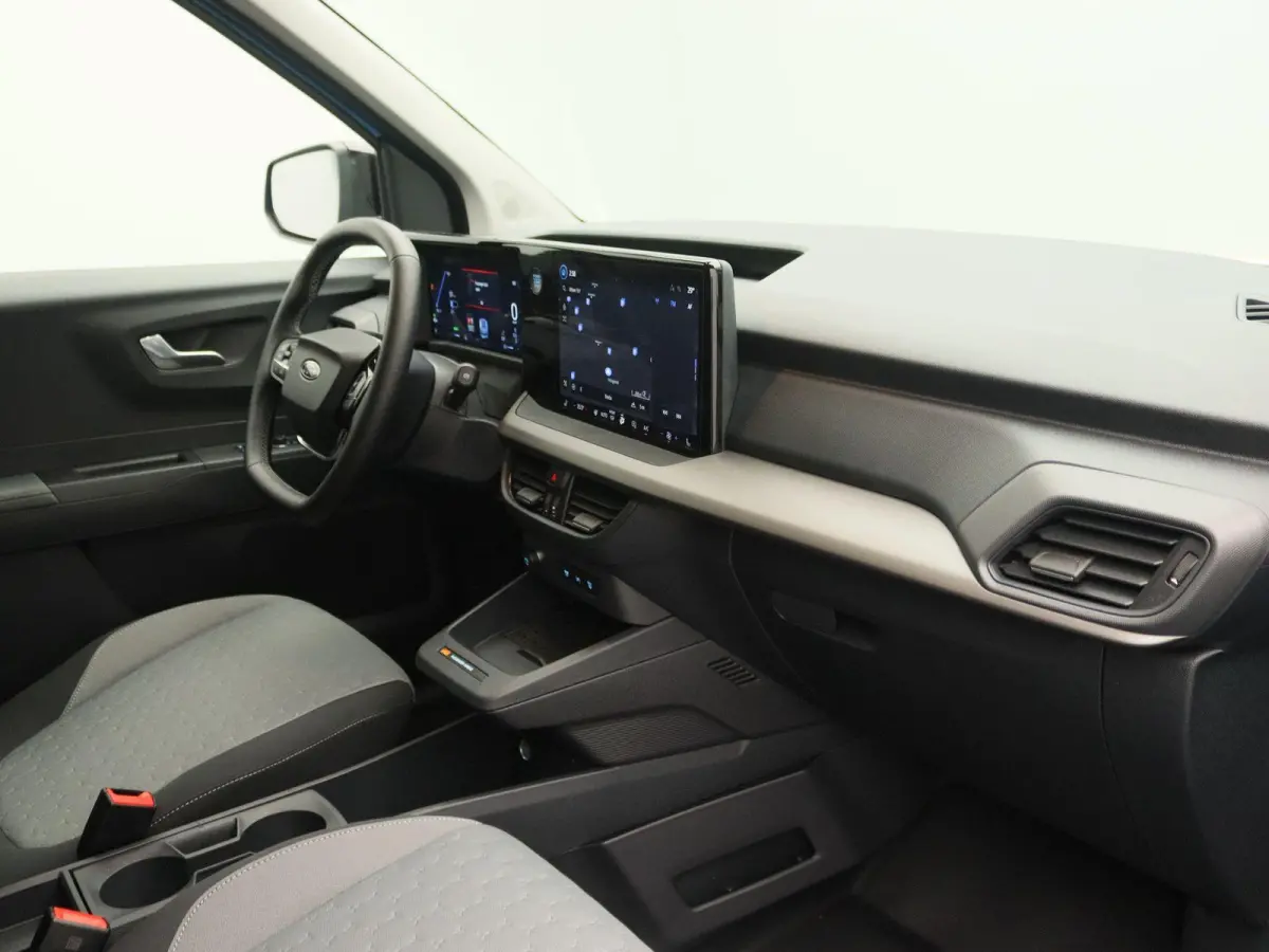 Cour Limited 44 kWh | UIT VOORAAD LEVERBAAR | trekhaak | 0,99% financiallease | Adaptieve Cruise Control |