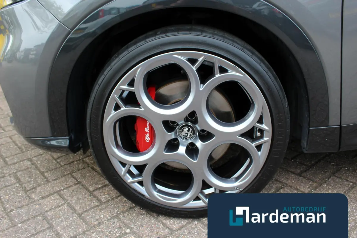 1.5T Hybrid Edizione Speciale