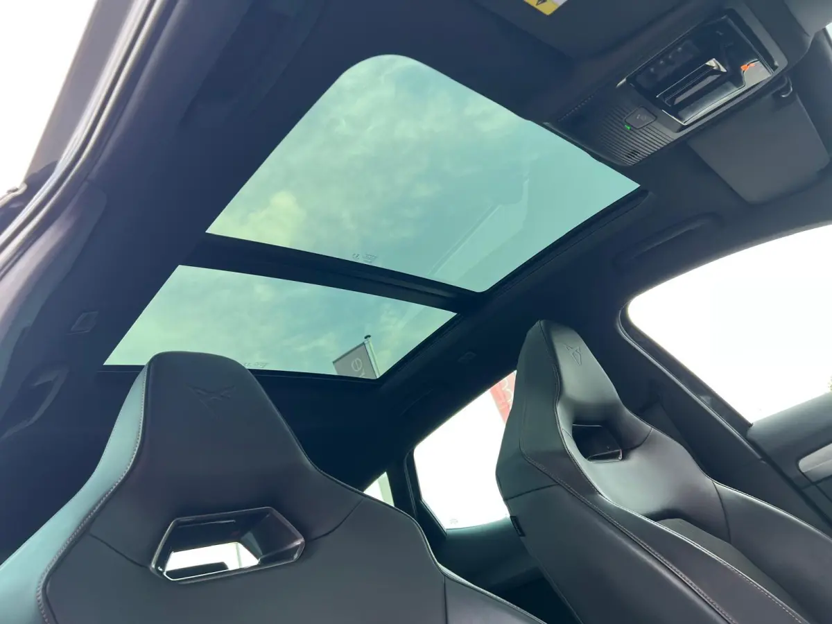 1.4 e-Hybrid VZ Copper Edition