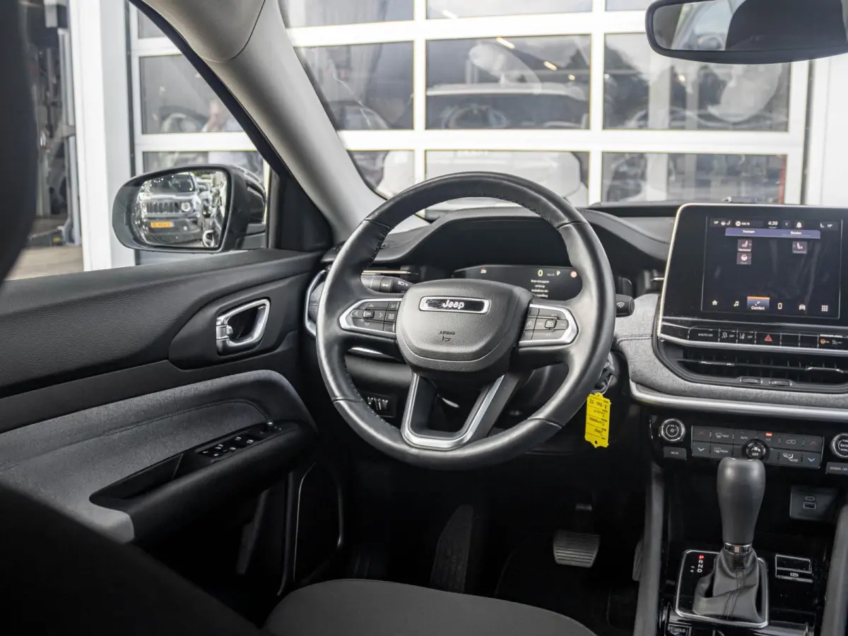 1.5T e-Hybrid Longitude | Clima | Cruise | Camera | Apple Carplay | Winter Pack