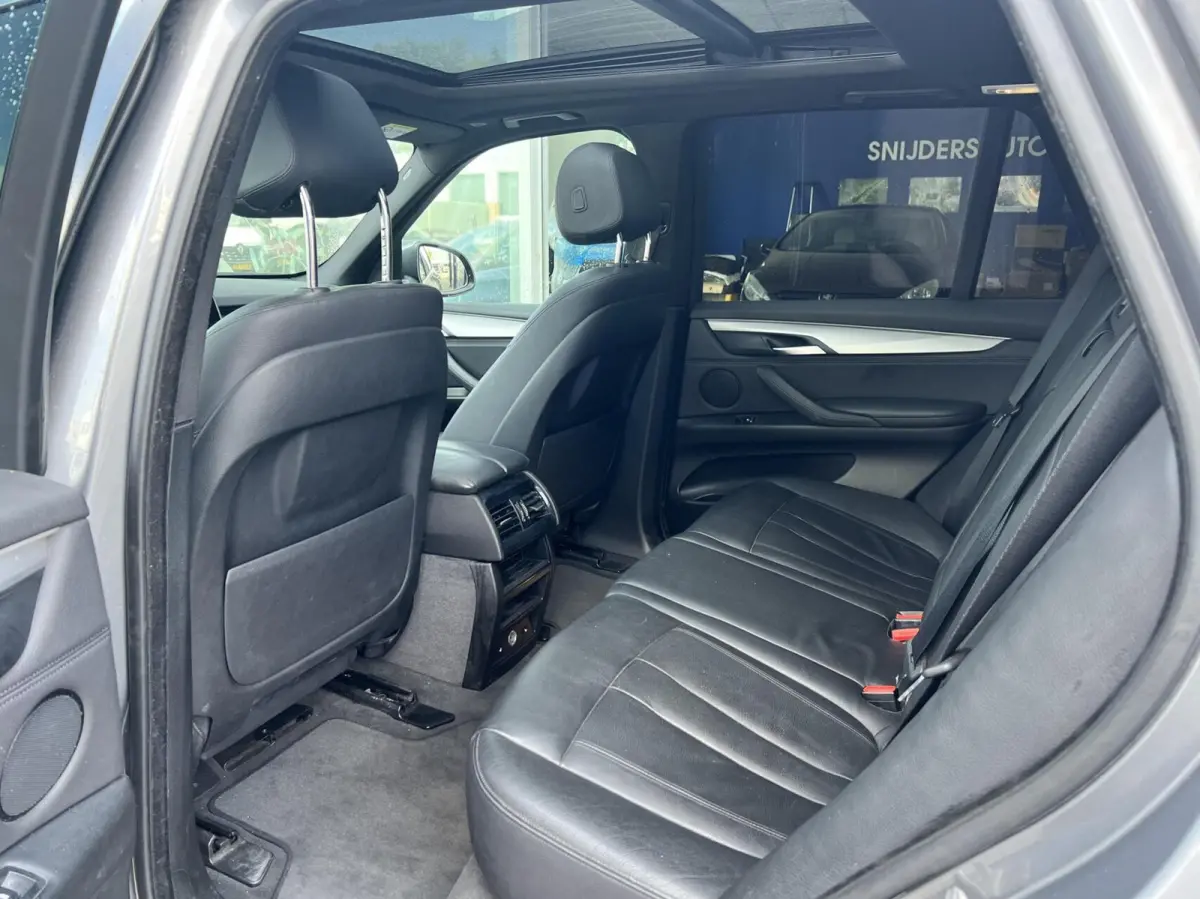 xDrive40e High Executive dealer onderhouden
