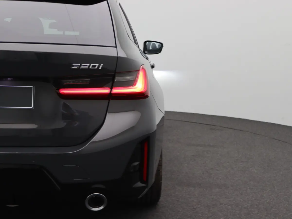 320i | M Sport Package | Innovation Pack | Comfort Pack