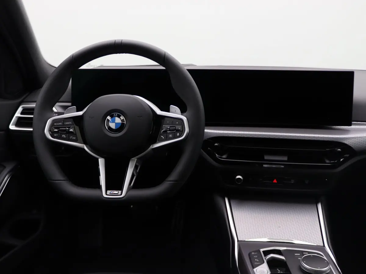 320i | M Sport Package | Innovation Pack | Comfort Pack