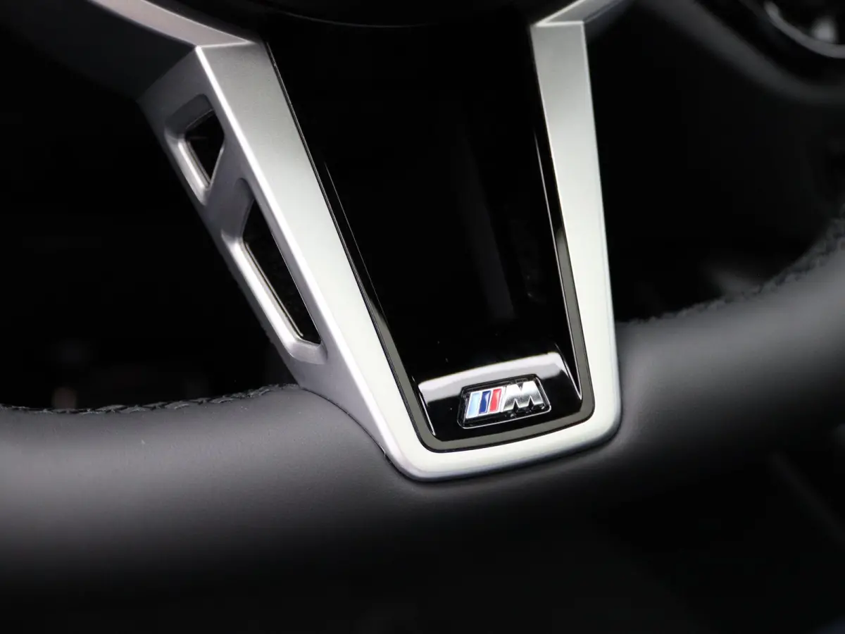 320i | M Sport Package | Innovation Pack | Comfort Pack
