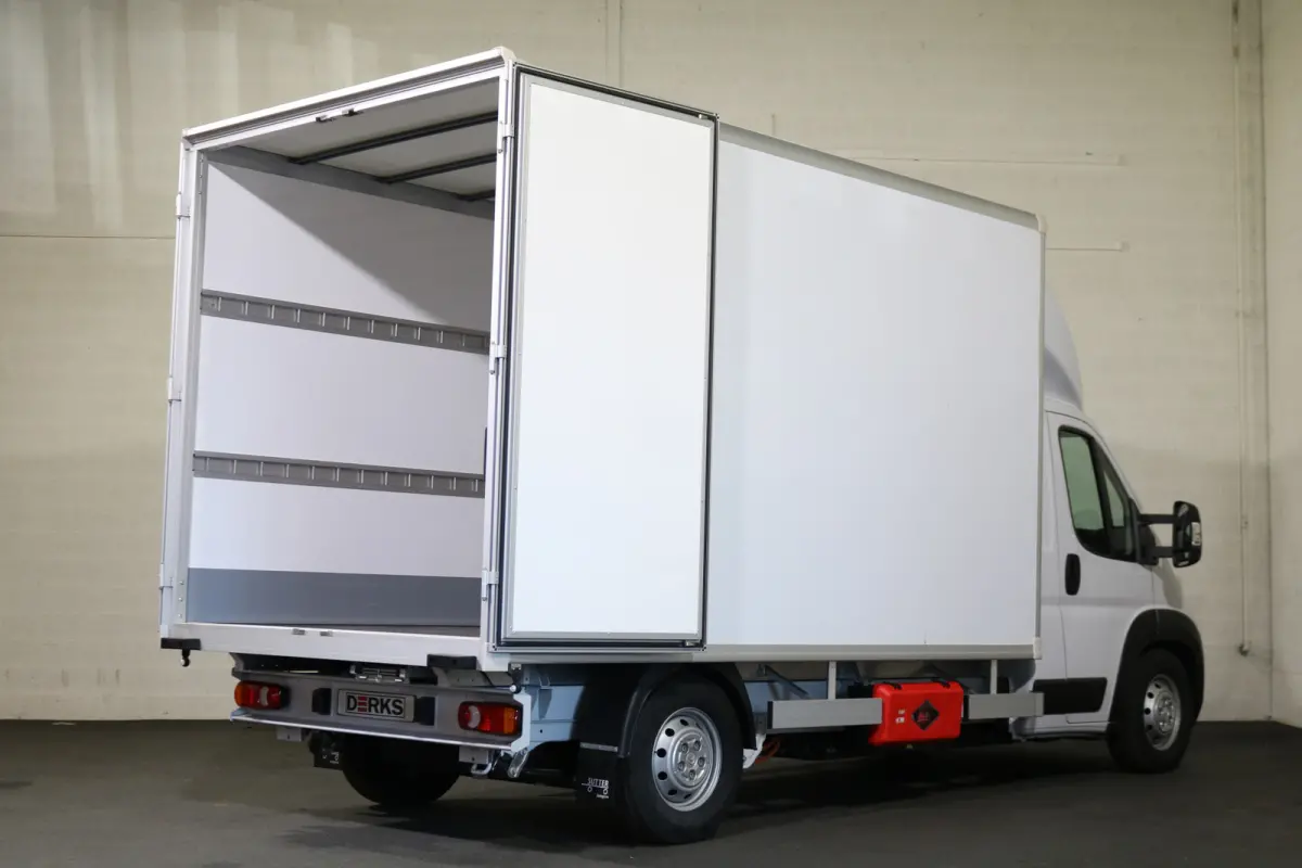 Bakwagen met Achterdeuren 75 kWh