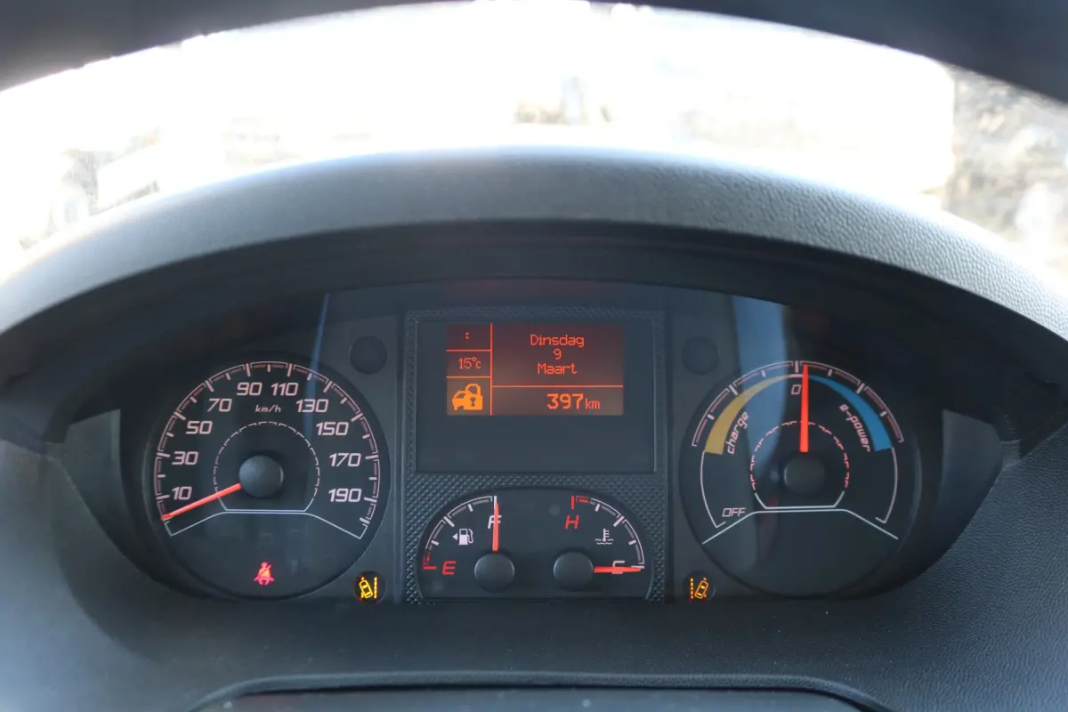 Bakwagen met Achterdeuren 75 kWh