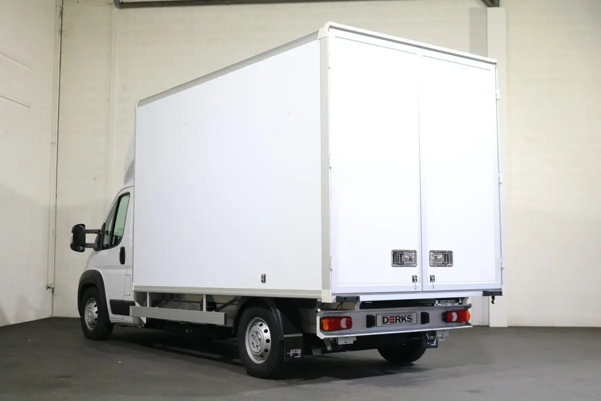 Bakwagen met Achterdeuren 75 kWh