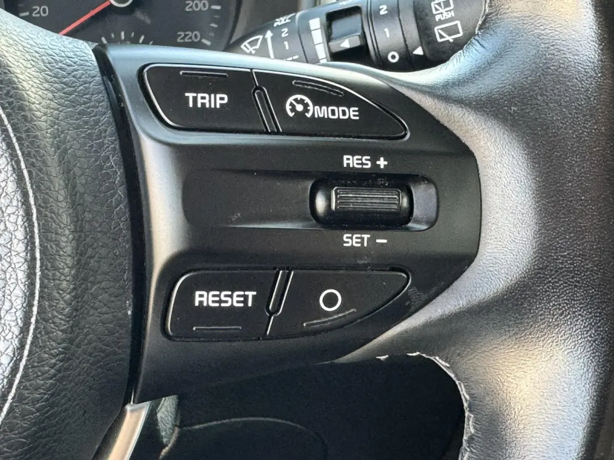 1.4 ComfortLine Dealer onderhouden Cruise control Airco Elektrisch bedienbare ramen