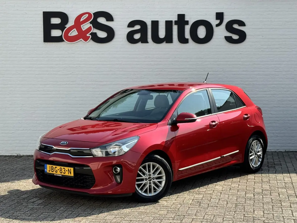 1.4 ComfortLine Dealer onderhouden Cruise control Airco Elektrisch bedienbare ramen