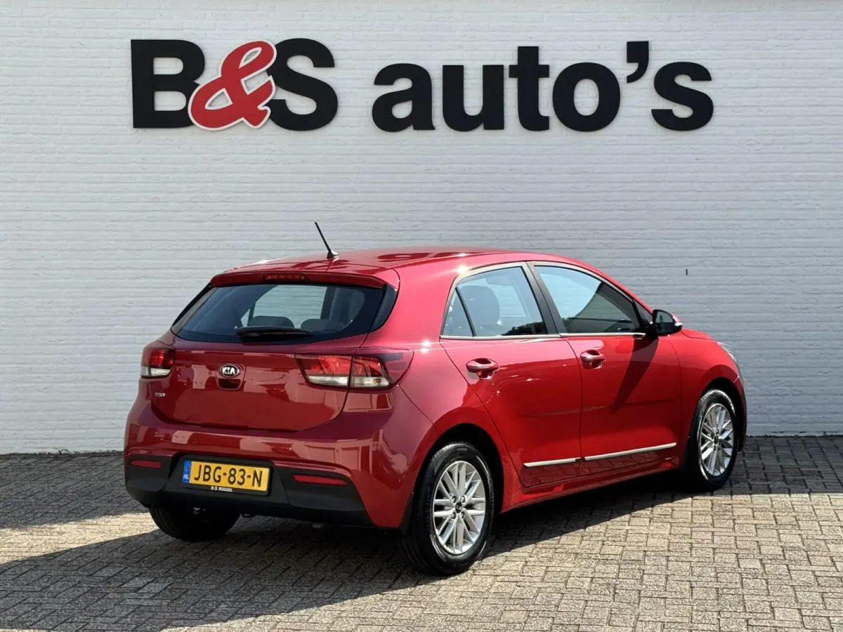 1.4 ComfortLine Dealer onderhouden Cruise control Airco Elektrisch bedienbare ramen