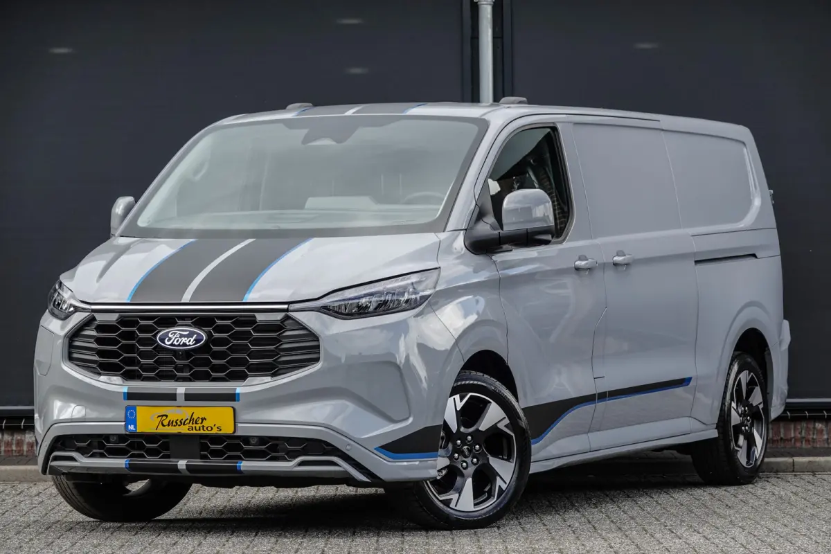 L2H1 2.5 PHEV 233Pk | Sport | Plug In Hybrid | B&O Sound | 360° Camera | 2x schuifdeur | Trekhaak | 19'' Grey Matter