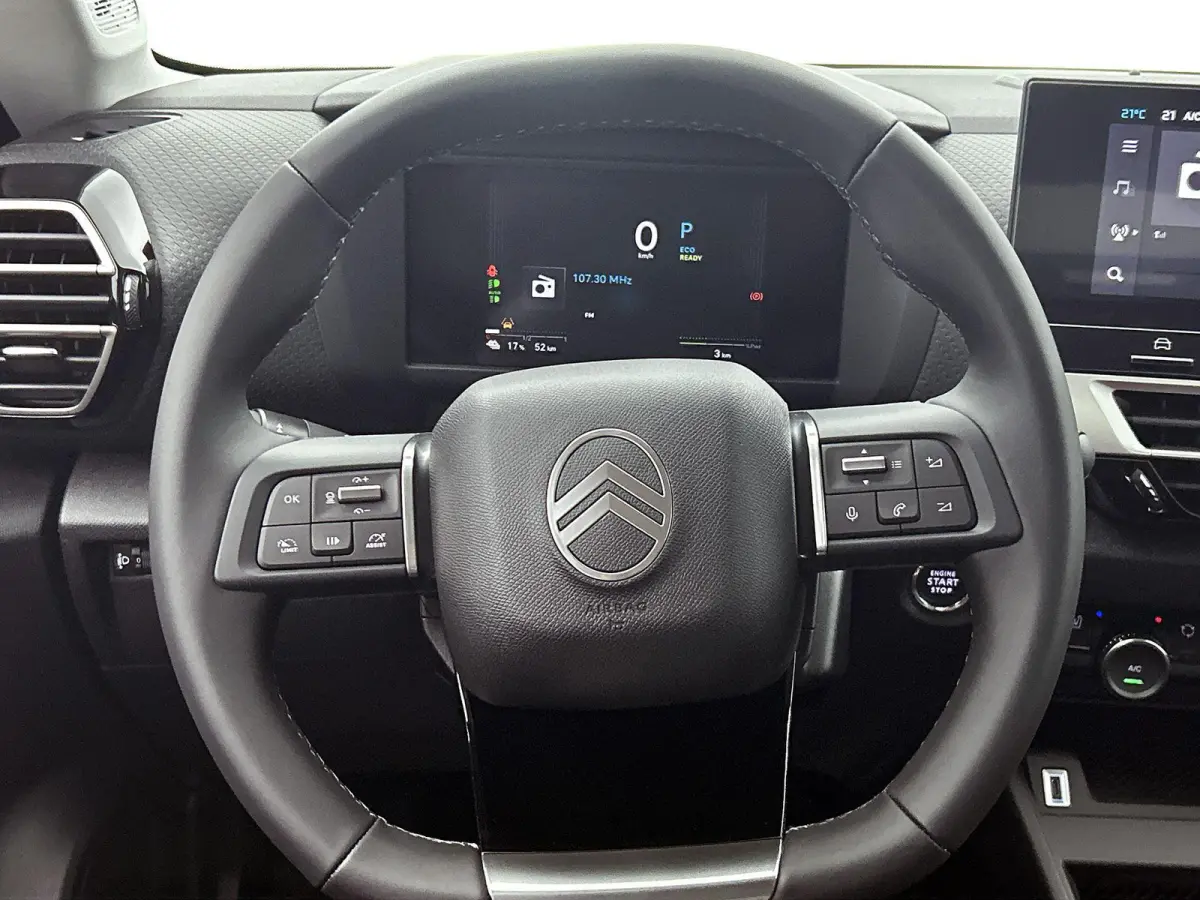EV Business 54 kWh 156 pk | Navigatie | Achteruitrijcamera | Parkeersensoren Voor en Achter | Verwarmde Comfortstoelen | Full-LED Koplampen | Dodehoek Detectie | Adaptieve Cruise Control | 1