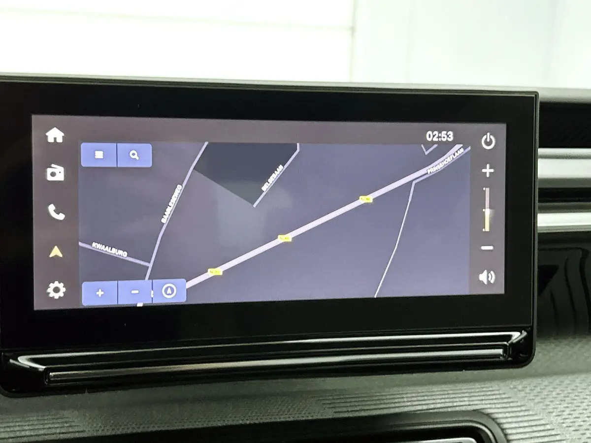EV Comfort Range MAX 44 kWh 113 pk | Navigatie | Achteruitrijcamera | Parkeersensoren Voor en Achter | Comfortstoelen | LED Koplampen | Head-up Display | Dodehoek Detectie | 17" Lichtmetalen