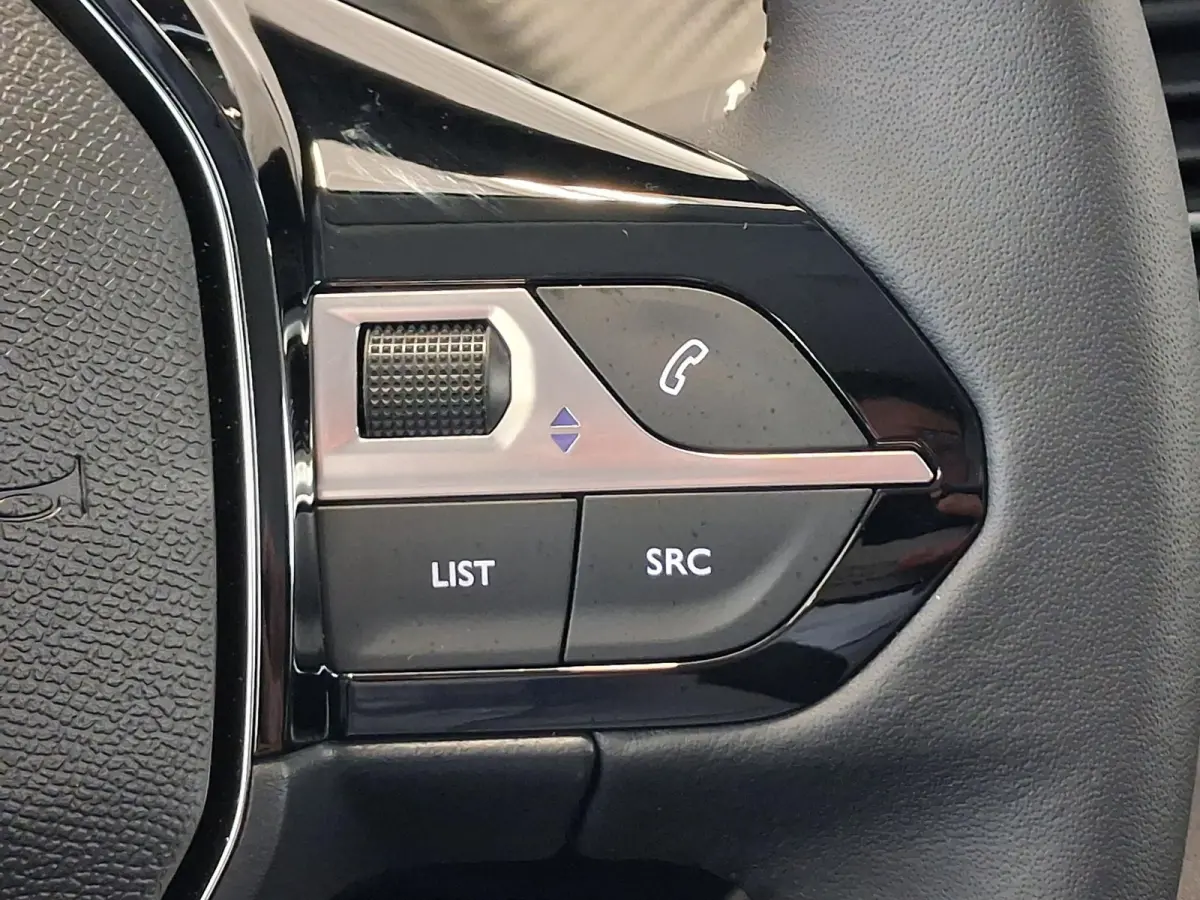 1.2 PureTech 100 Style Apple Carplay/Android Auto (Draadloos) | Parkeersensoren achter | Airco | Cruise Control |