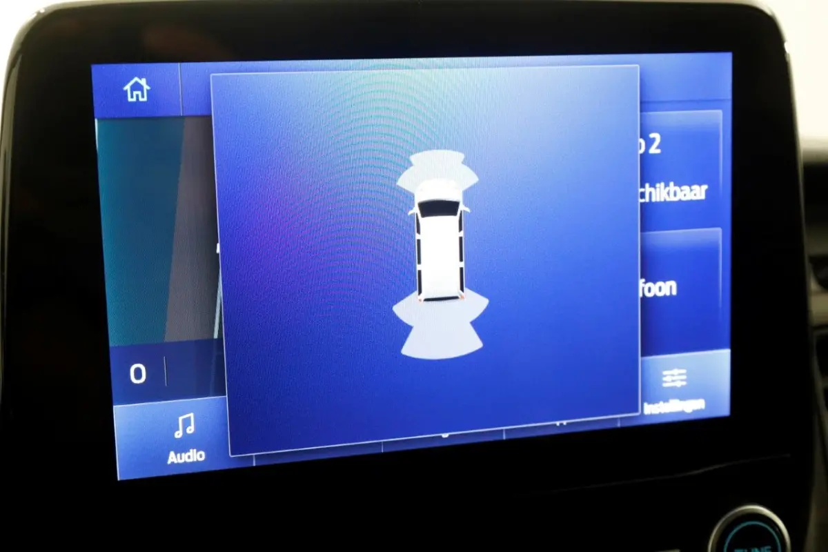 2.0 TDCI 130pk L1H1 Automaat Trend Airco/Navi 06-2021