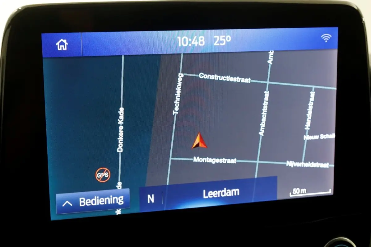 2.0 TDCI 130pk L1H1 Automaat Trend Airco/Navi 06-2021