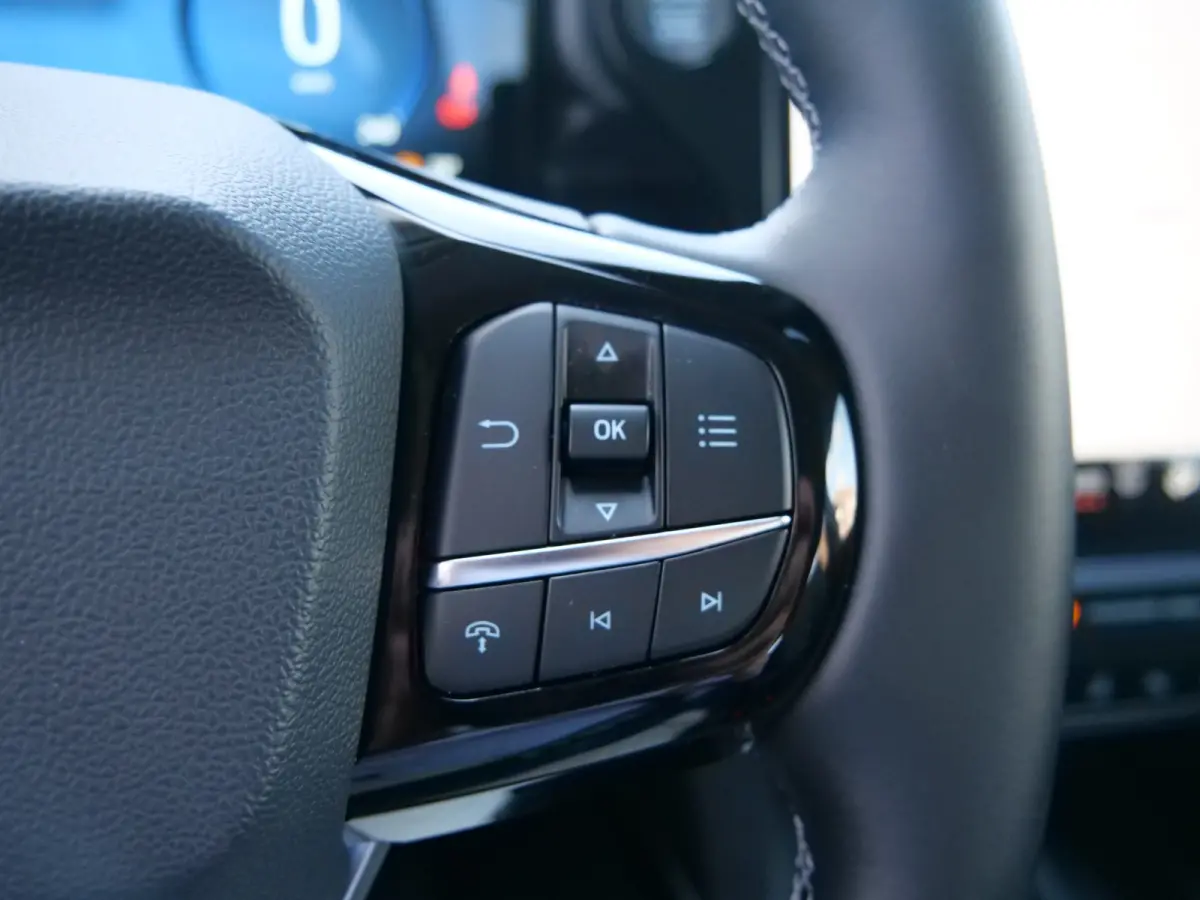 1.0 EcoBoost Mild Hybrid 125 Pk Navi / Camera / DAB / Winterpakket / Apple Carplay