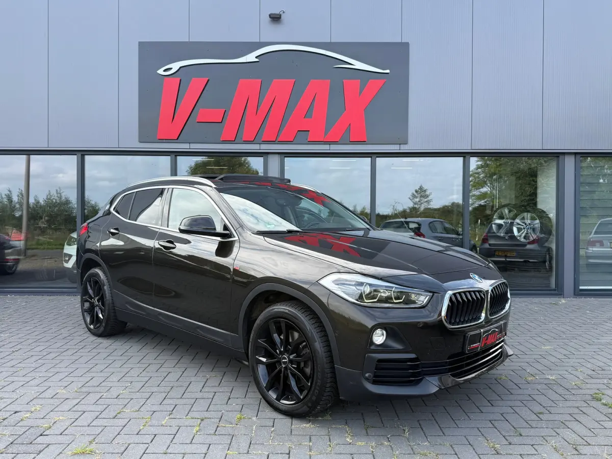 2.0i xDrive20i Aut High Exec Pano Leder HUD LED Navi Trekhaak