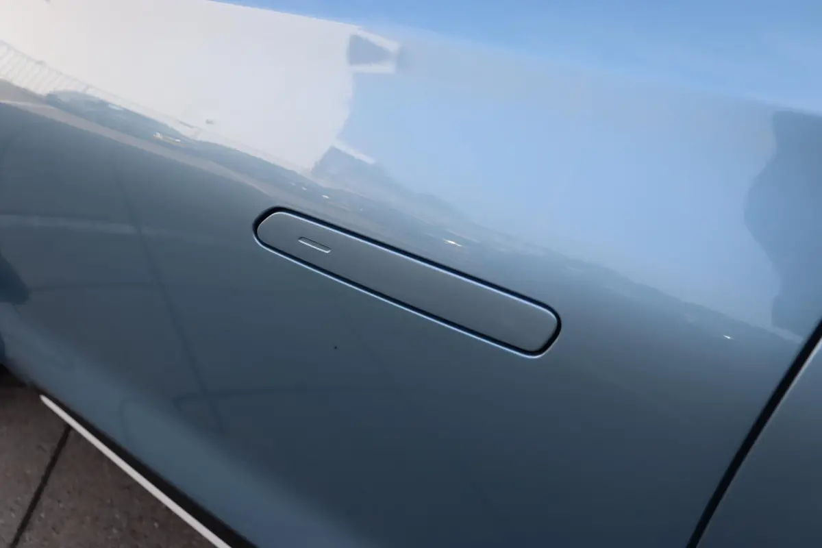 Premium Edition 42 kWh / Nieuw in Almere / 100% Elektrisch / Zeer Compleet