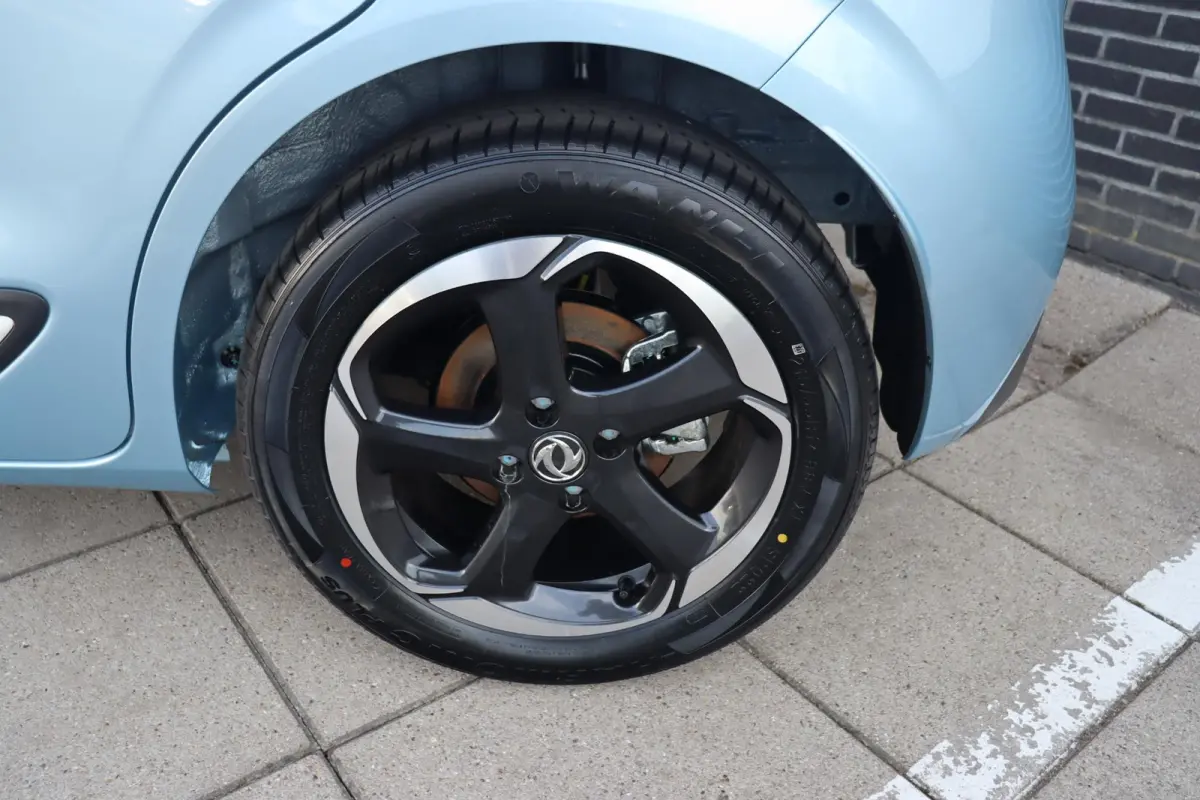 Premium Edition 42 kWh / Nieuw in Almere / 100% Elektrisch / Zeer Compleet