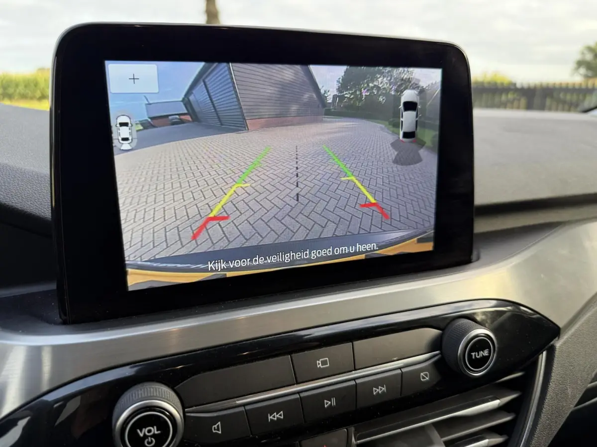 2.5 PHEV Titanium X Camera led Lampen V+A B&O Speakers
