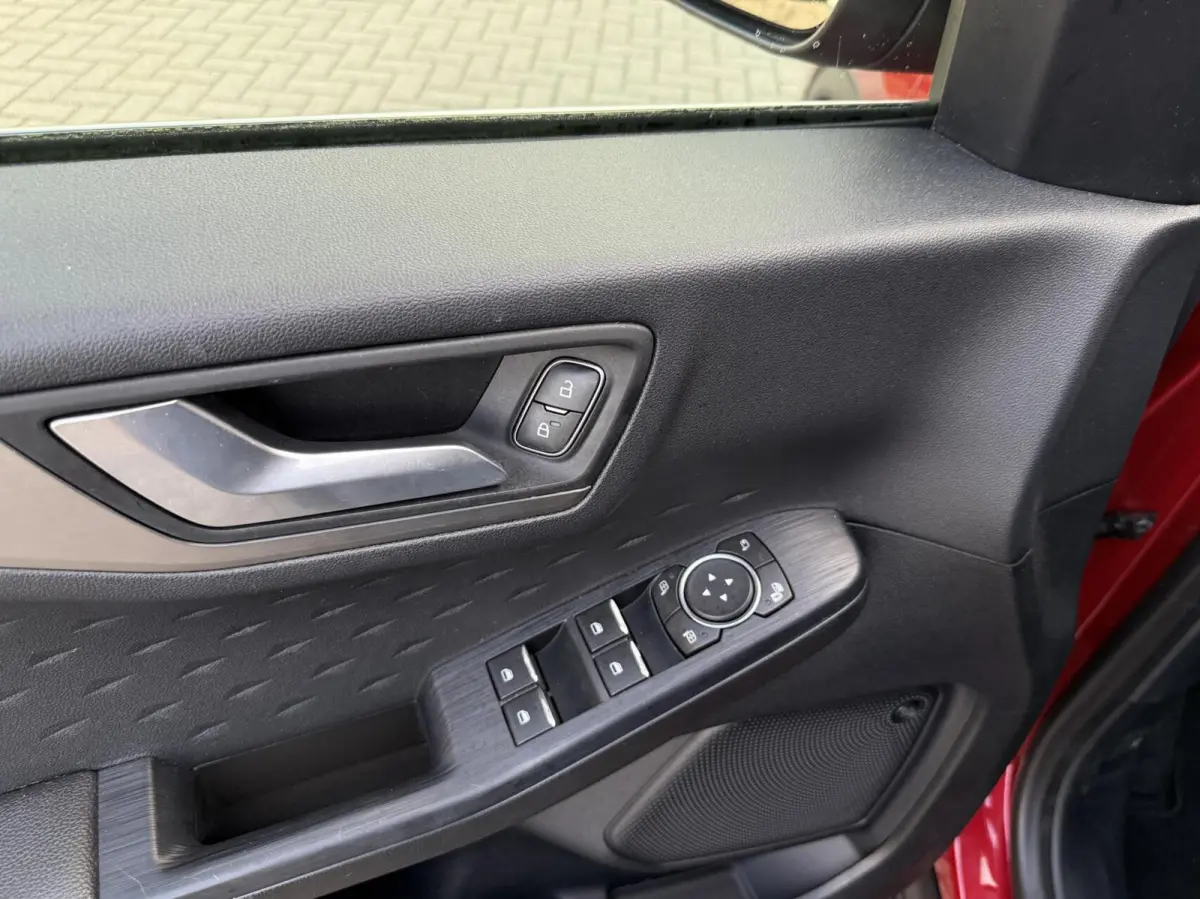 2.5 PHEV Titanium X Camera led Lampen V+A B&O Speakers