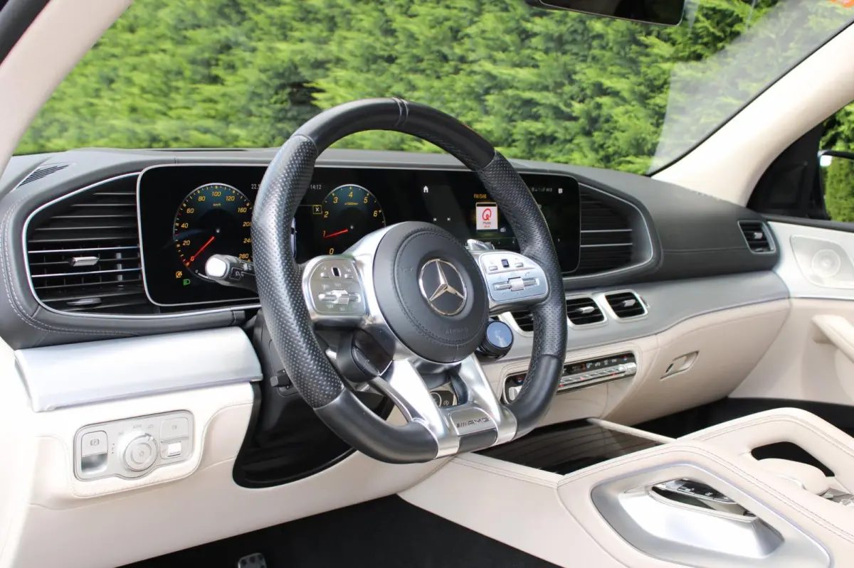 AMG 53 4MATIC+ Panodak Burmester Softclose 22INCH 435PK