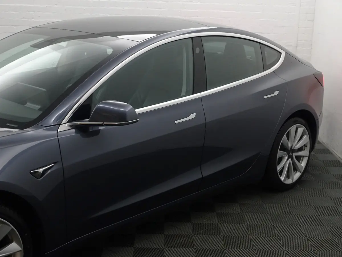 Long Range AWD 75 kWh- NAP 97dkm, Panoramadak, Camera, Autopilot, Xenon Led