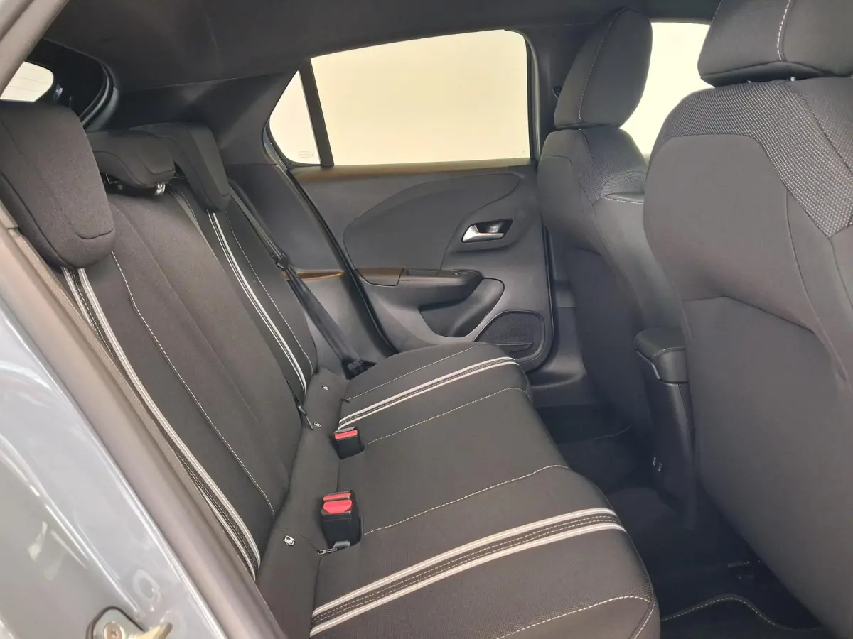 1.2 Turbo Hybrid GS Automaat | Navigatie | Achteruitrijcamera | Stoel/Stuurverwarming | Keyless Entry | Apple Carplay/Android Auto |