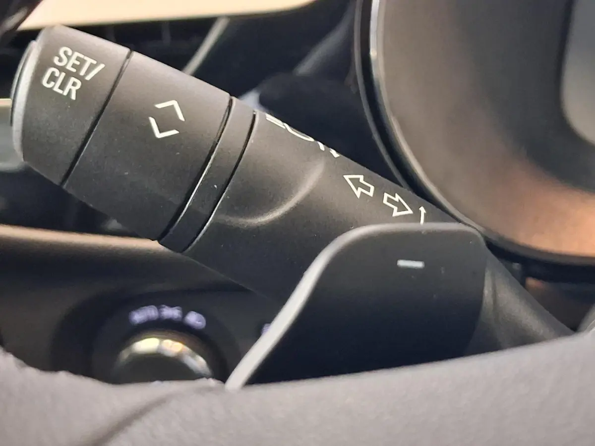 1.2 Turbo Hybrid GS Automaat | Navigatie | Achteruitrijcamera | Stoel/Stuurverwarming | Keyless Entry | Apple Carplay/Android Auto |