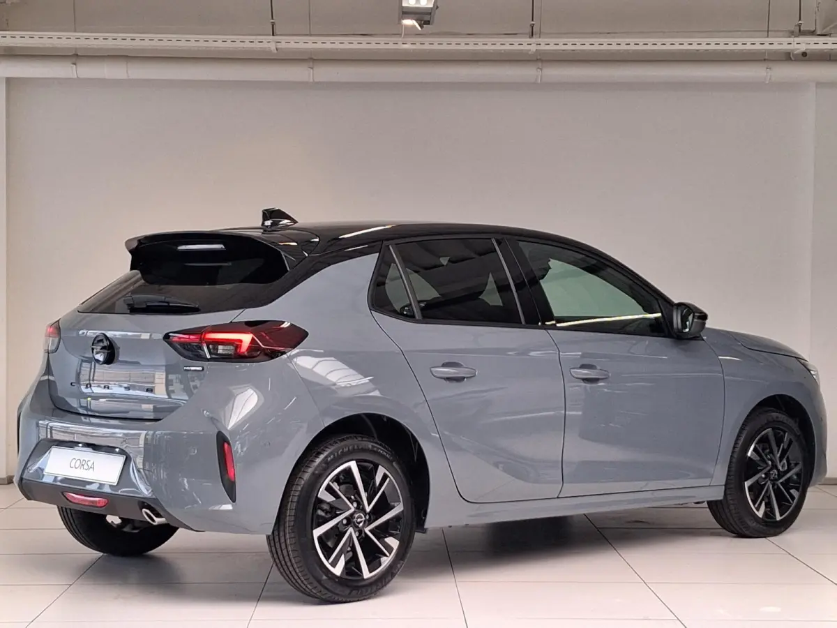 1.2 Turbo Hybrid GS Automaat | Navigatie | Achteruitrijcamera | Stoel/Stuurverwarming | Keyless Entry | Apple Carplay/Android Auto |