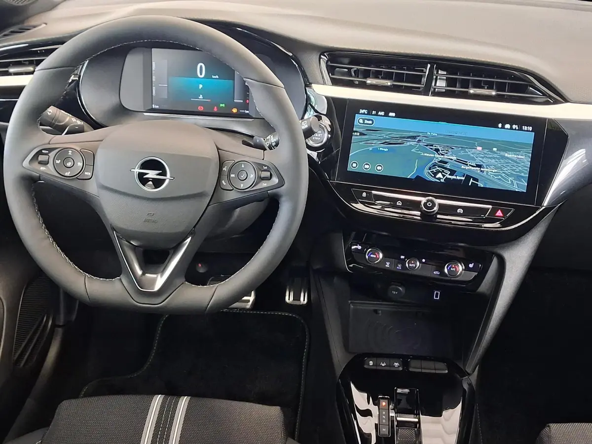1.2 Turbo Hybrid GS Automaat | Navigatie | Achteruitrijcamera | Stoel/Stuurverwarming | Keyless Entry | Apple Carplay/Android Auto |