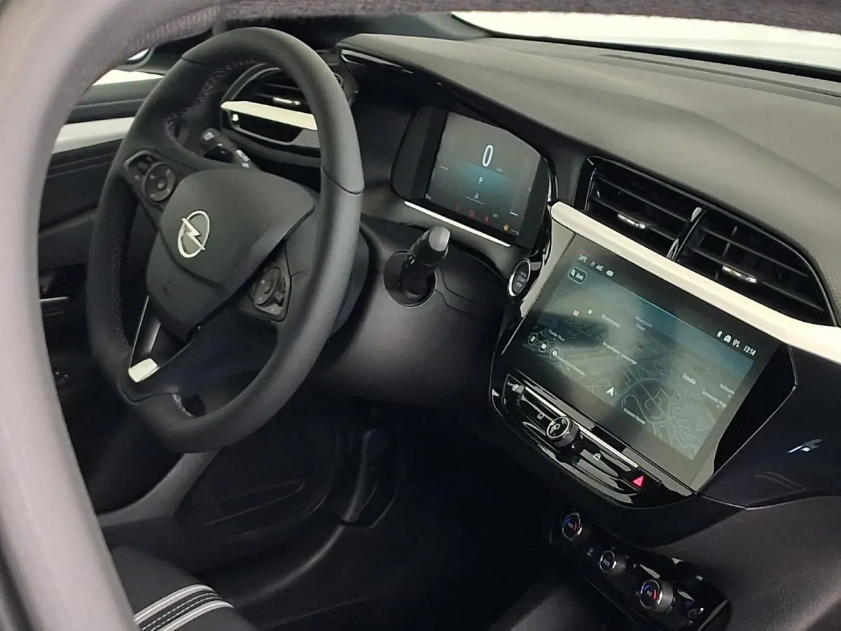 1.2 Turbo Hybrid GS Automaat | Navigatie | Achteruitrijcamera | Stoel/Stuurverwarming | Keyless Entry | Apple Carplay/Android Auto |