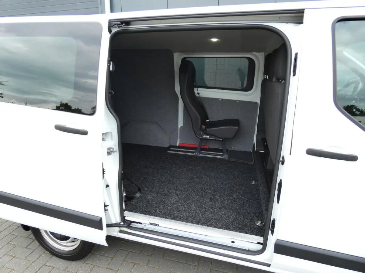 270 2.2 TDCI L1H1 Rolstoelbus | 4-PERSOONS | AIRCO!!!