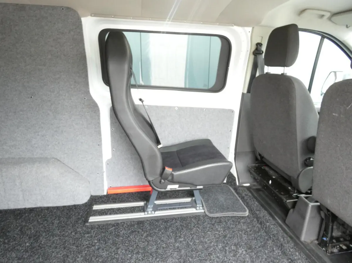 270 2.2 TDCI L1H1 Rolstoelbus | 4-PERSOONS | AIRCO!!!