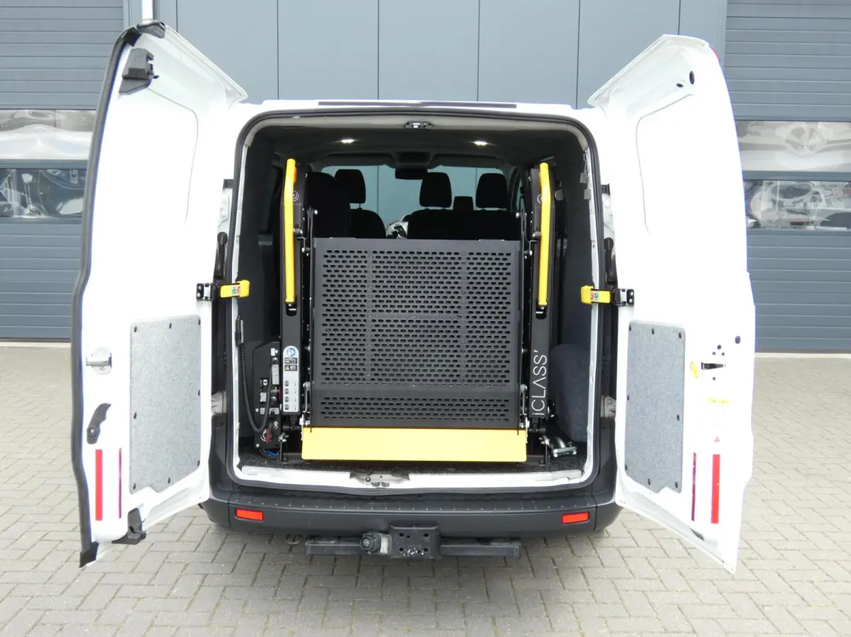 270 2.2 TDCI L1H1 Rolstoelbus | 4-PERSOONS | AIRCO!!!
