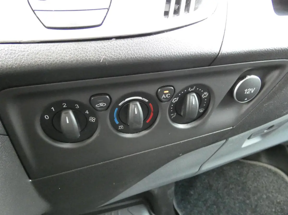 270 2.2 TDCI L1H1 Rolstoelbus | 4-PERSOONS | AIRCO!!!