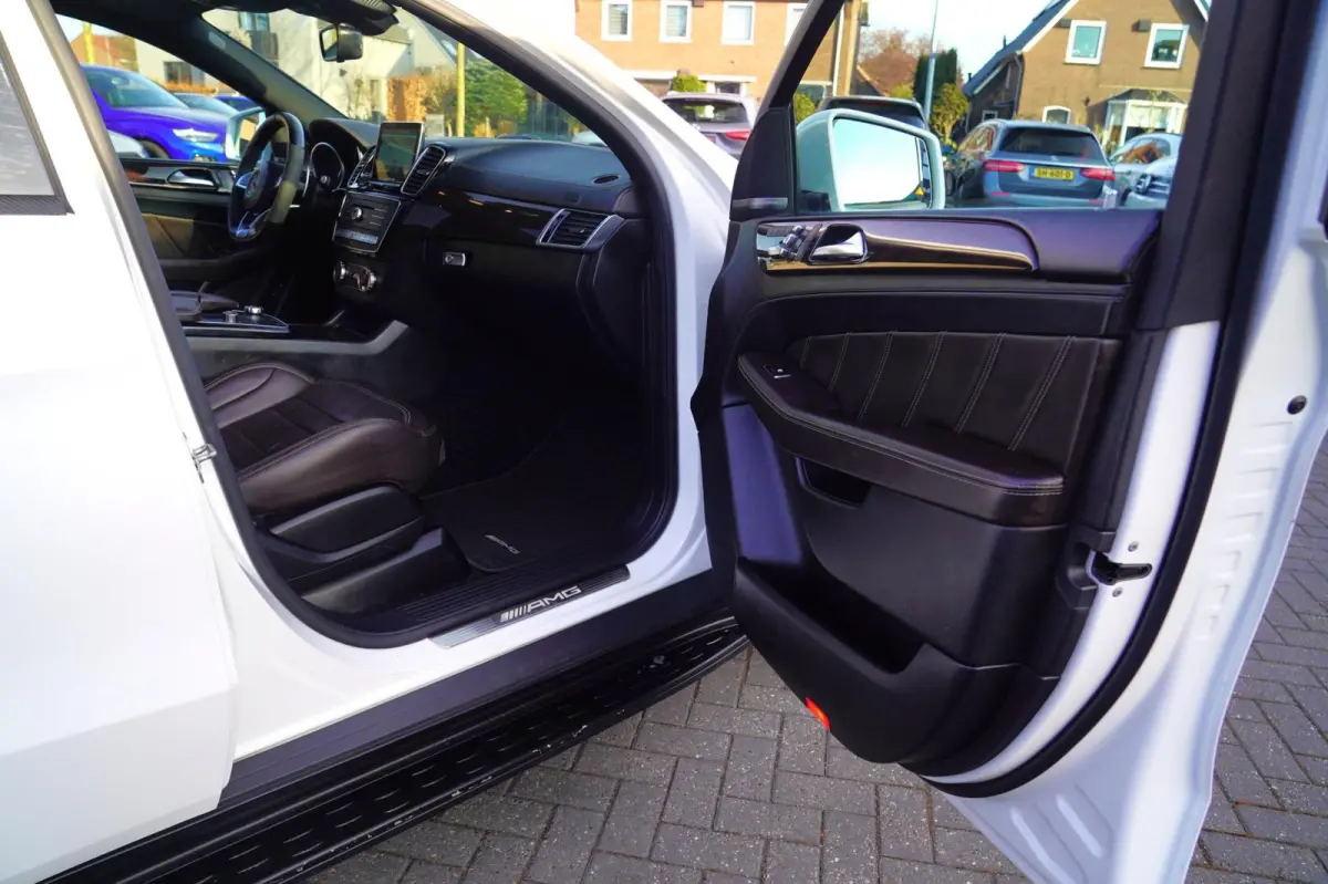 AMG 63 4MATIC | Massage | 360 Camera | Luchtvering | Harman/Kardon