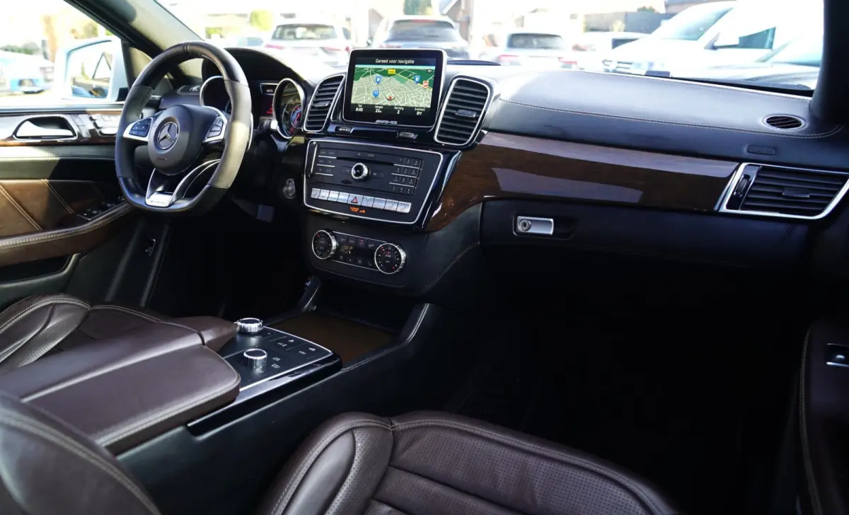 AMG 63 4MATIC | Massage | 360 Camera | Luchtvering | Harman/Kardon